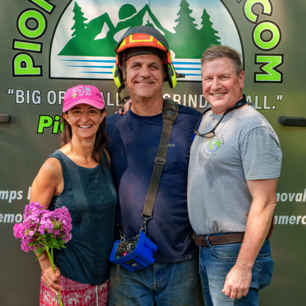 Pioneer Stump - Don and crew